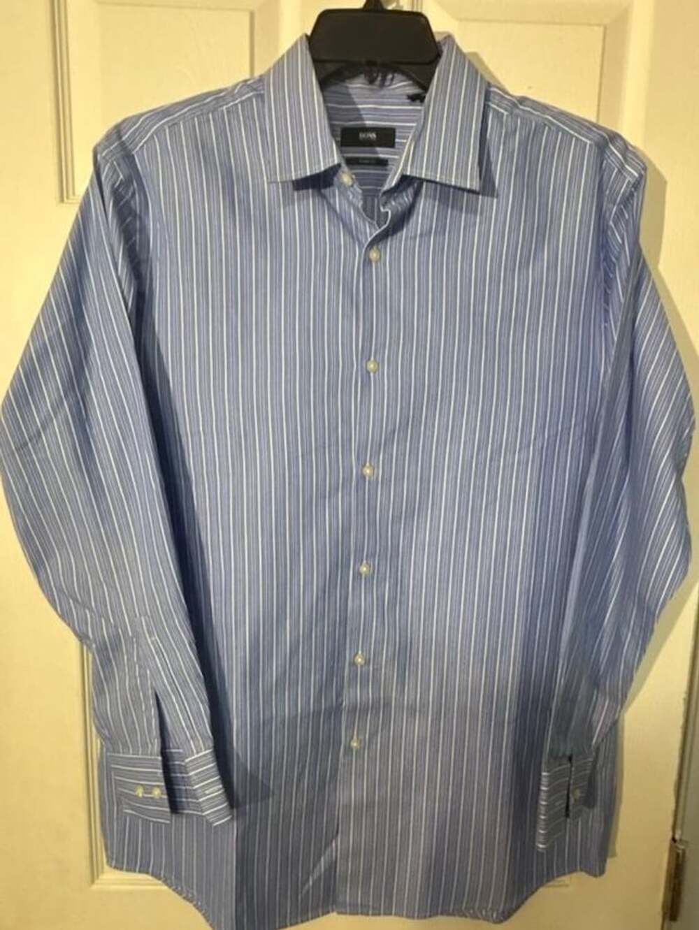 Hugo Boss Blue and White Striped Dress Shirt Size 17 32/33 Sharp Fit